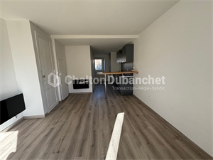 appartement à la location -   42300  ROANNE, surface 26,9 m2 location appartement - APR743669